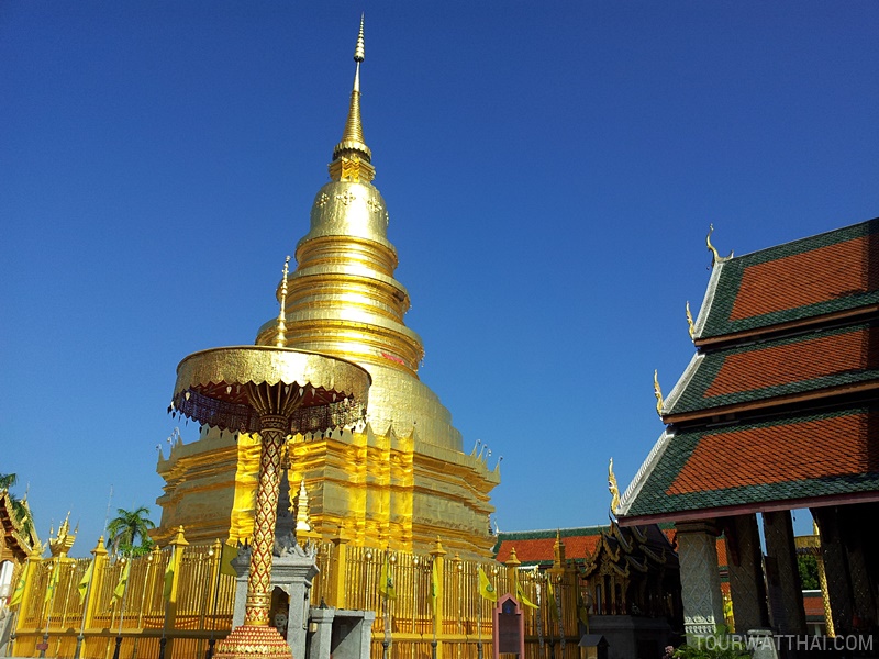 Wat Phrathat Hariphunchai (11)