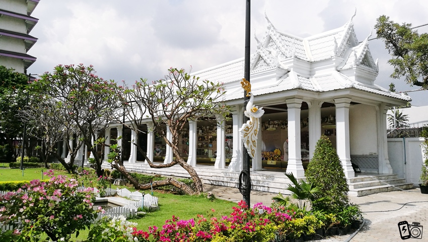 Wat Phra Ram 9 Kanchanaphisek