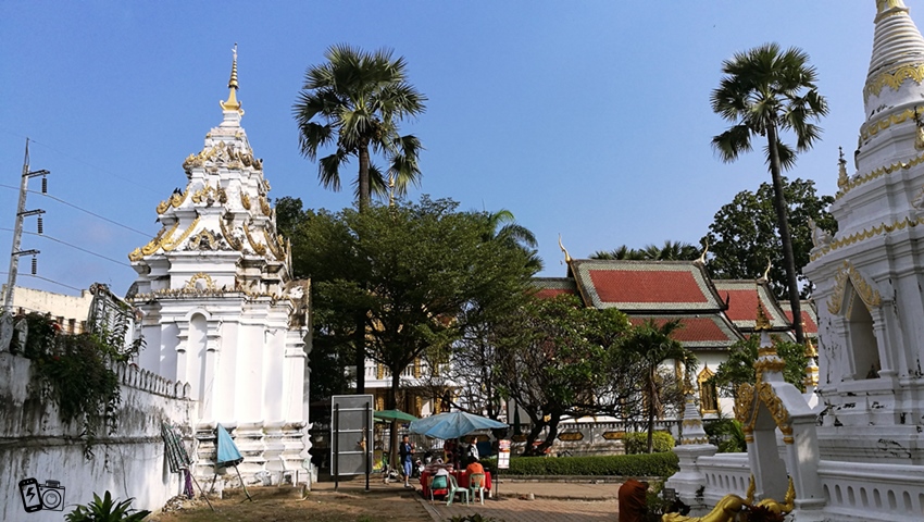 Wat Phrathatsrijomtong2
